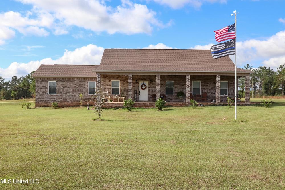 Currently Displayed Property Photo