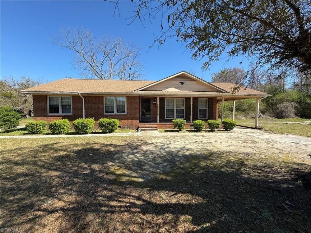Currently Displayed Property Photo