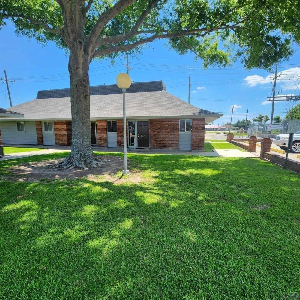 Currently Displayed Property Photo