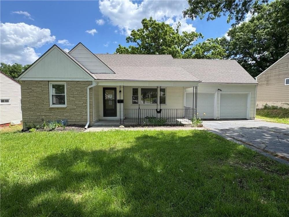 Currently Displayed Property Photo