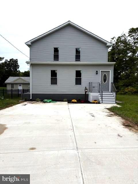 Currently Displayed Property Photo