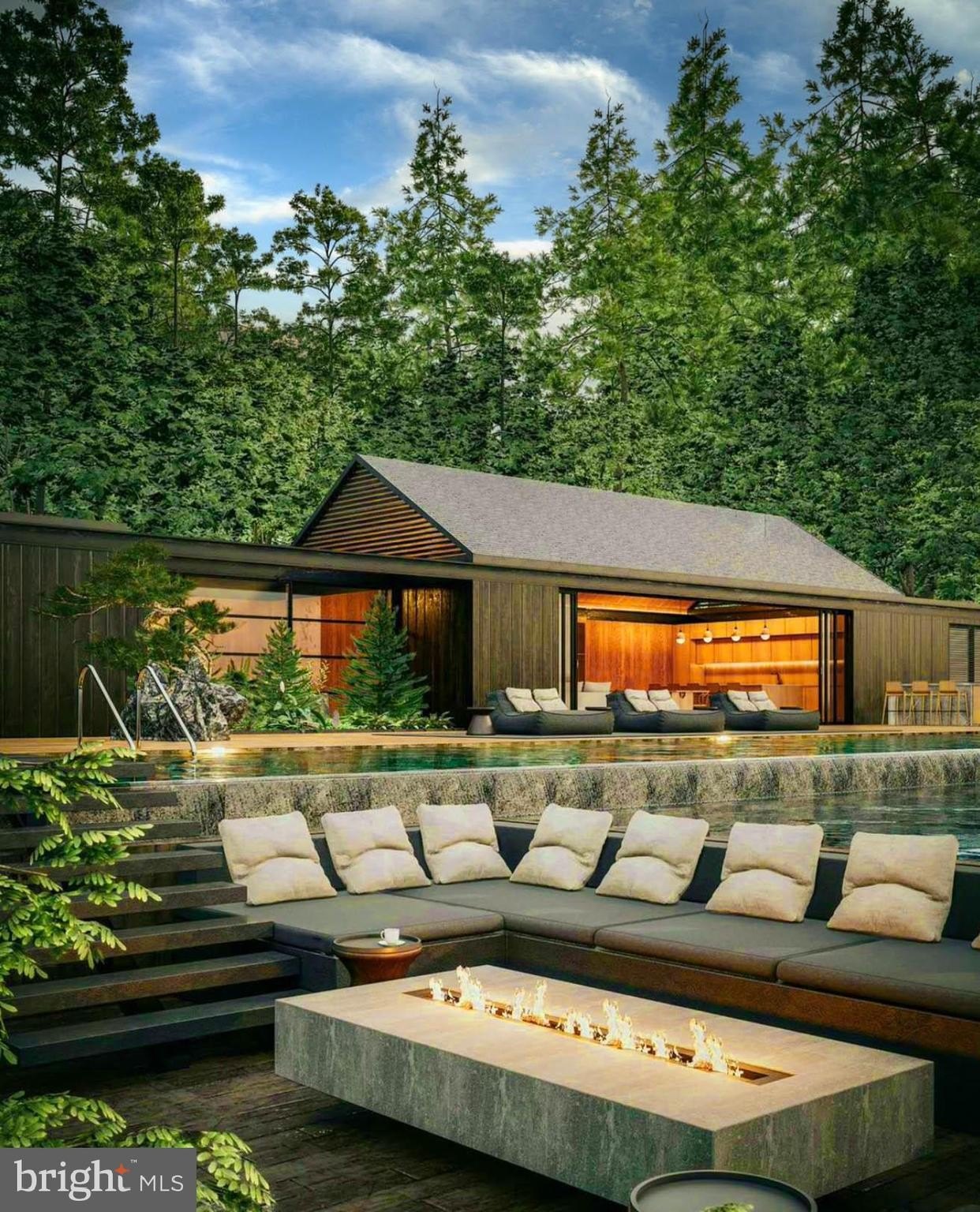 Currently Displayed Property Photo