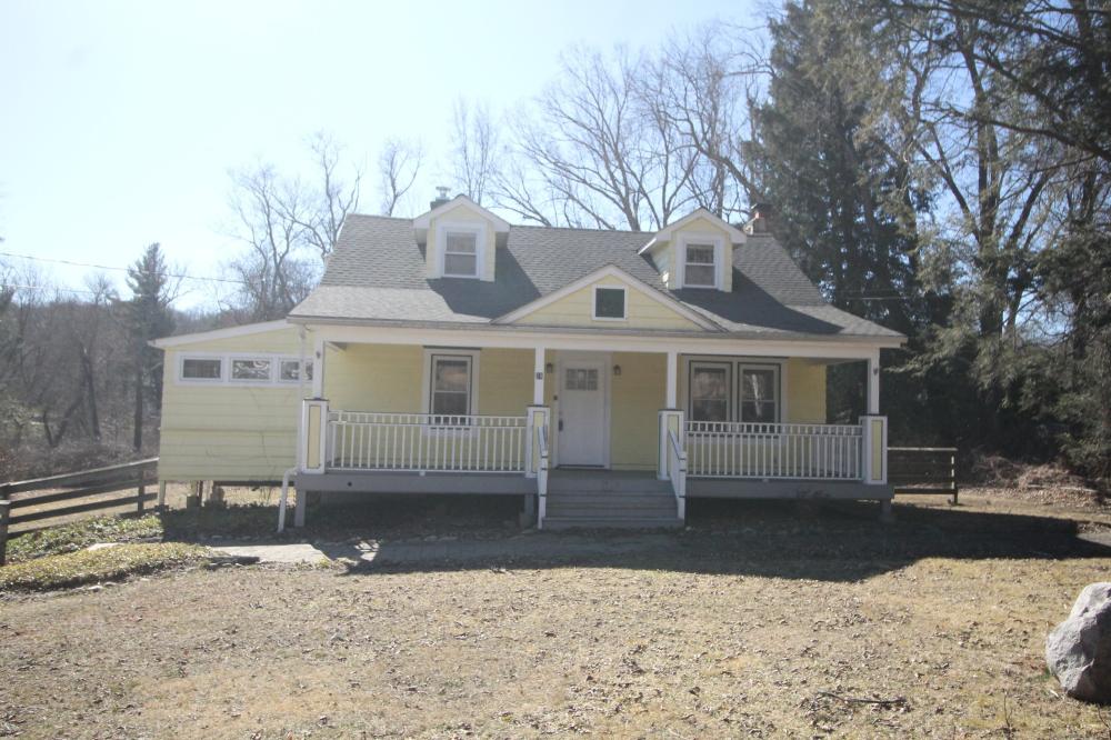 Currently Displayed Property Photo