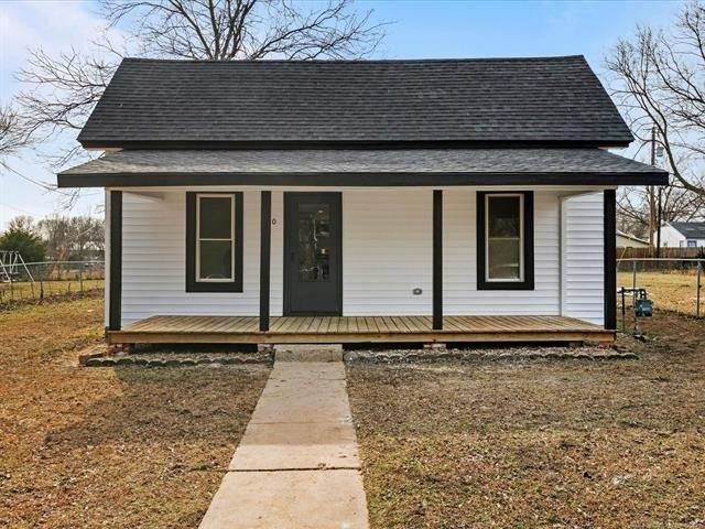 Currently Displayed Property Photo