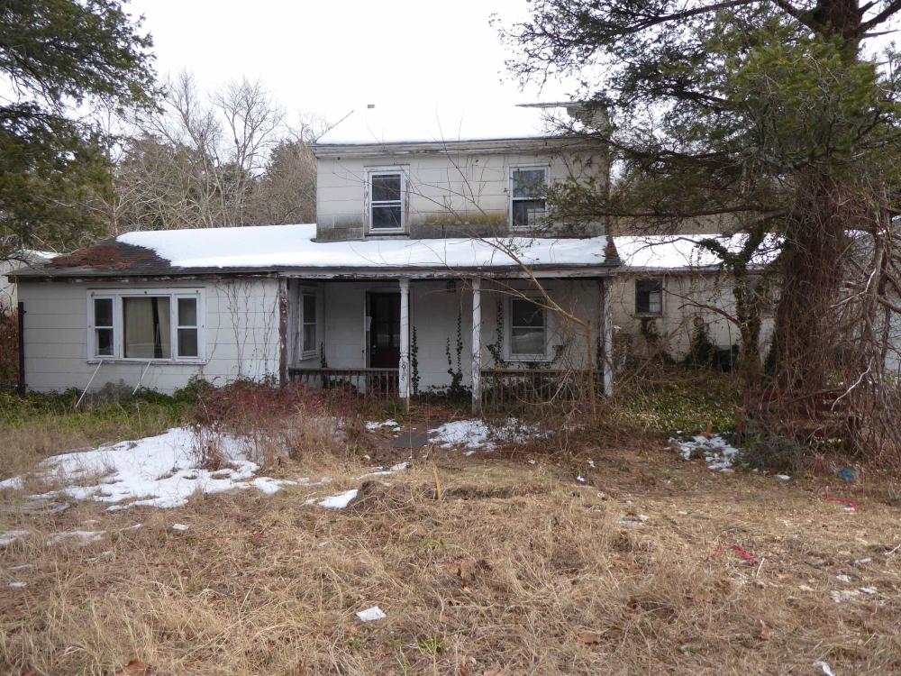 Currently Displayed Property Photo
