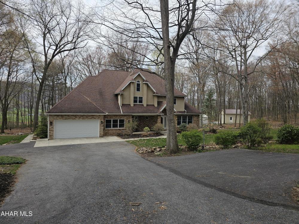 Currently Displayed Property Photo