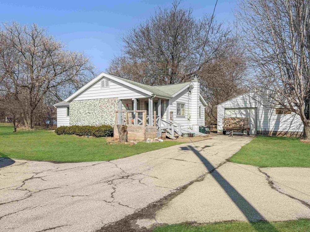 Currently Displayed Property Photo