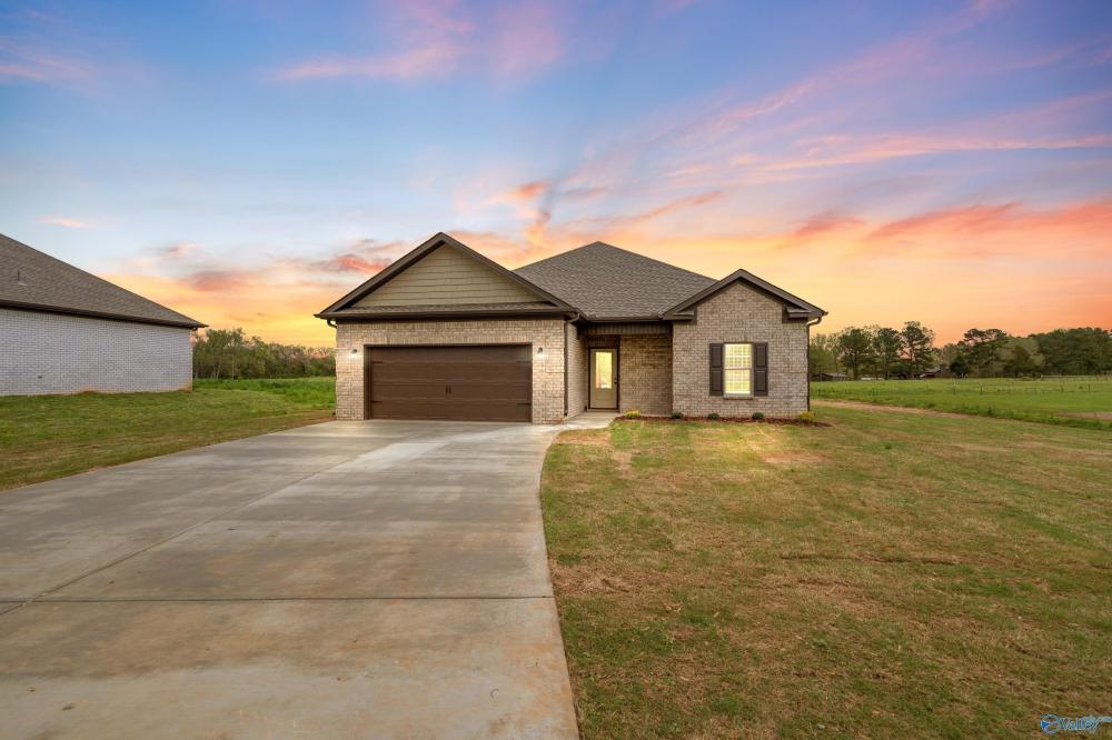 Currently Displayed Property Photo