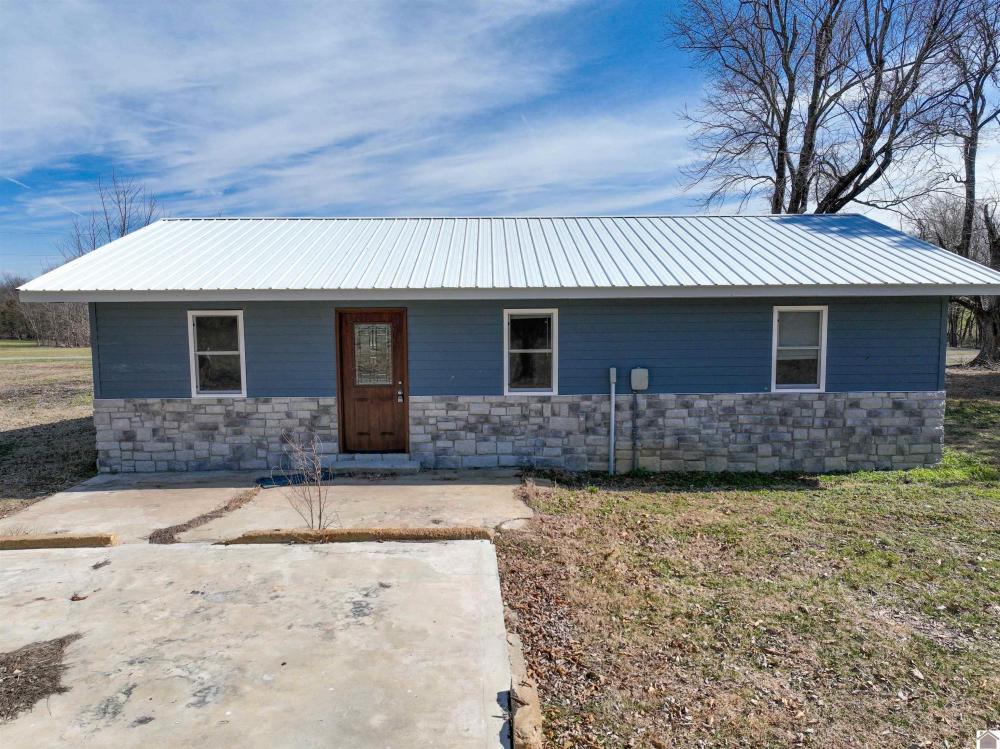 Currently Displayed Property Photo