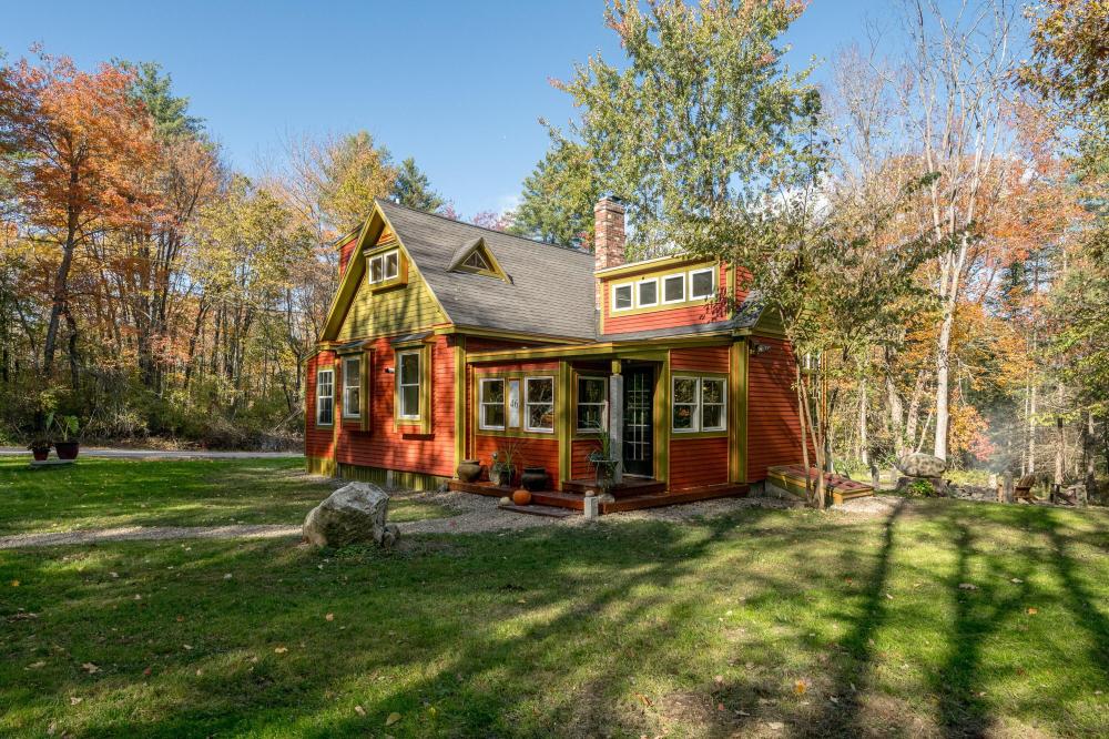 Currently Displayed Property Photo
