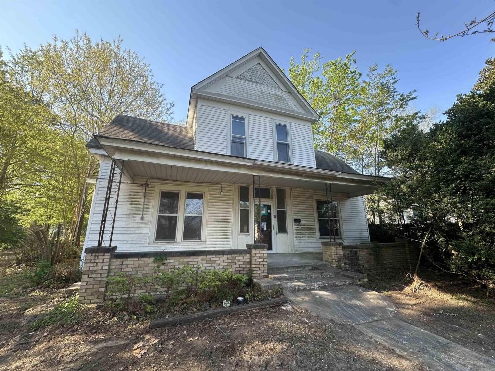 Currently Displayed Property Photo