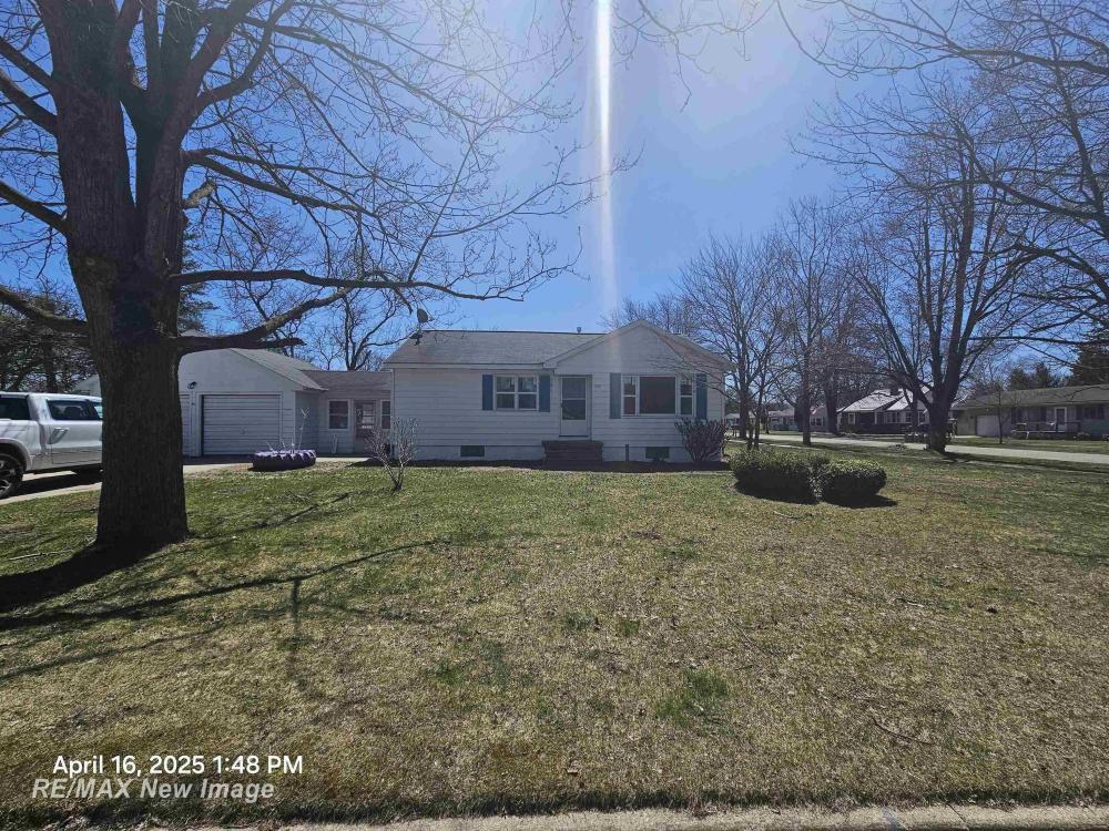 Currently Displayed Property Photo