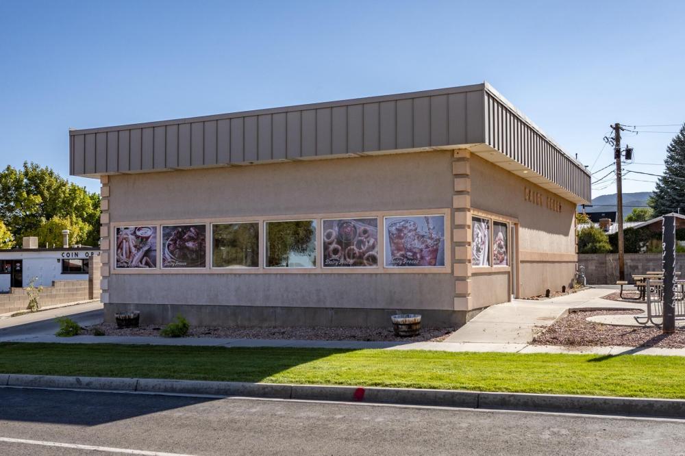 Currently Displayed Property Photo