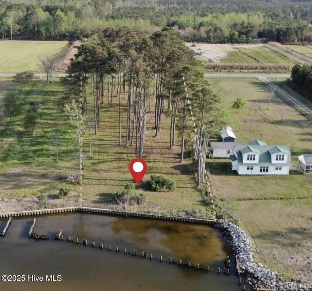 Currently Displayed Property Photo