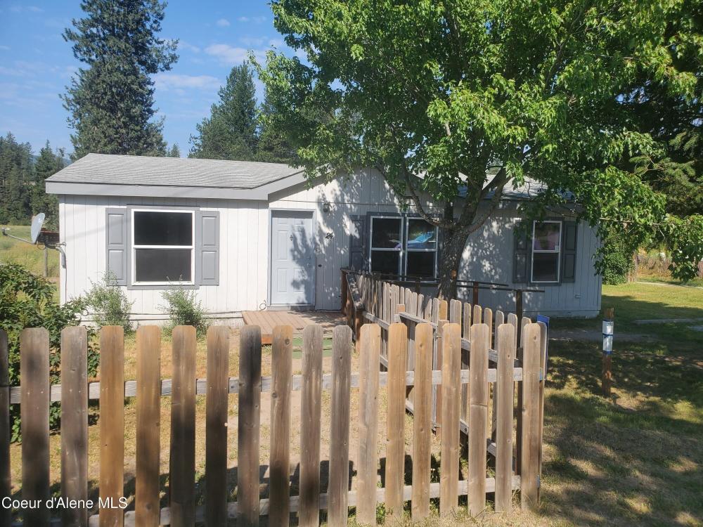Currently Displayed Property Photo
