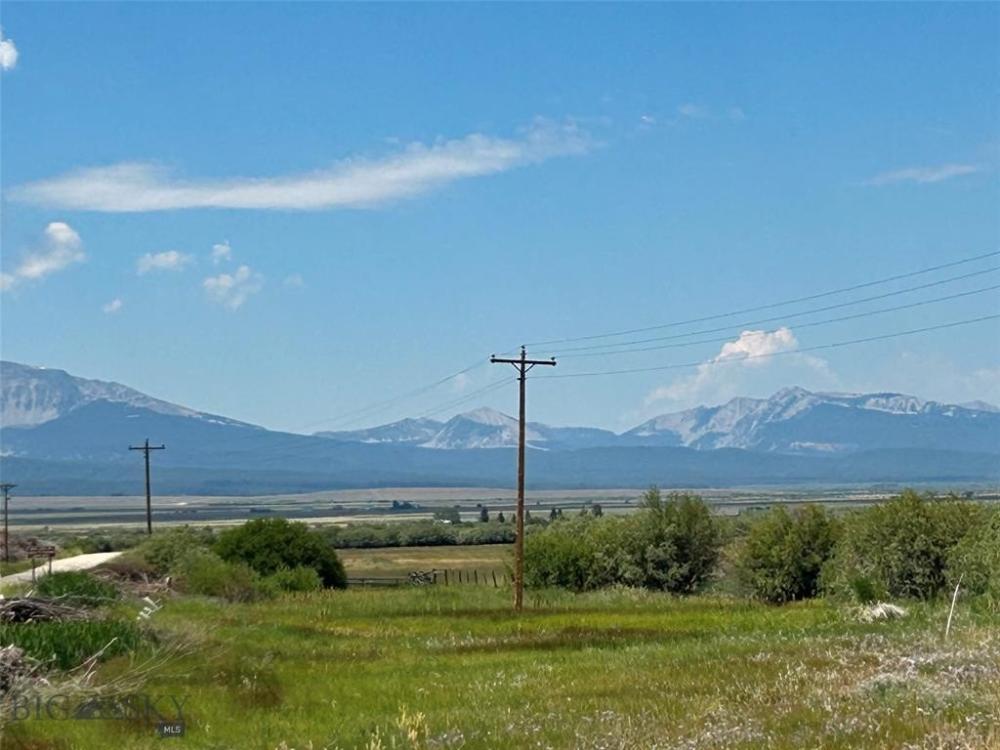 Currently Displayed Property Photo
