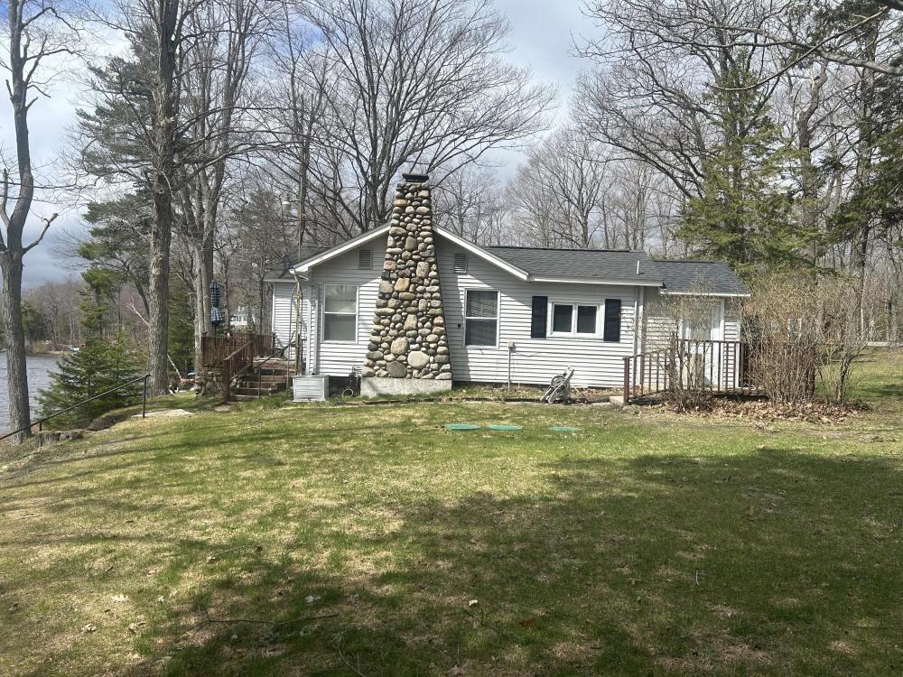 Currently Displayed Property Photo