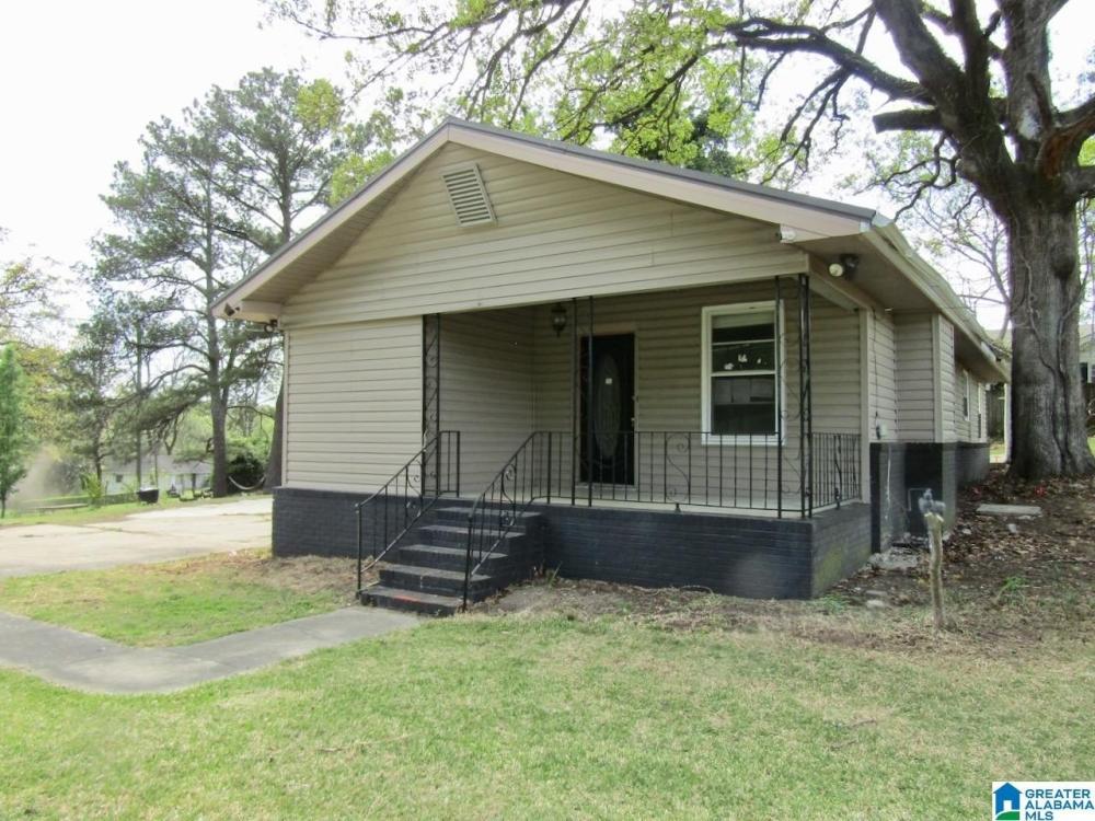 Currently Displayed Property Photo