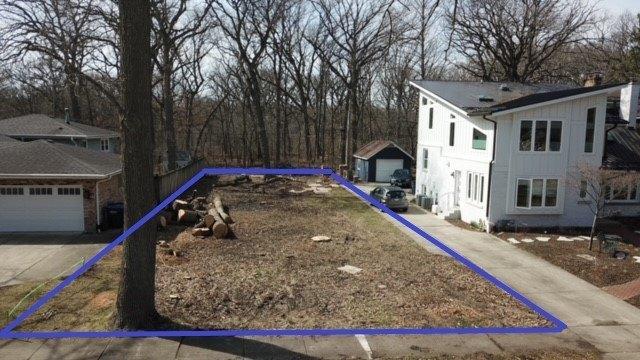 Currently Displayed Property Photo