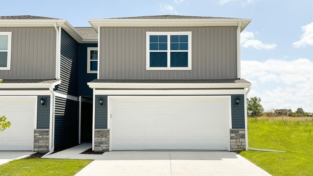 Currently Displayed Property Photo