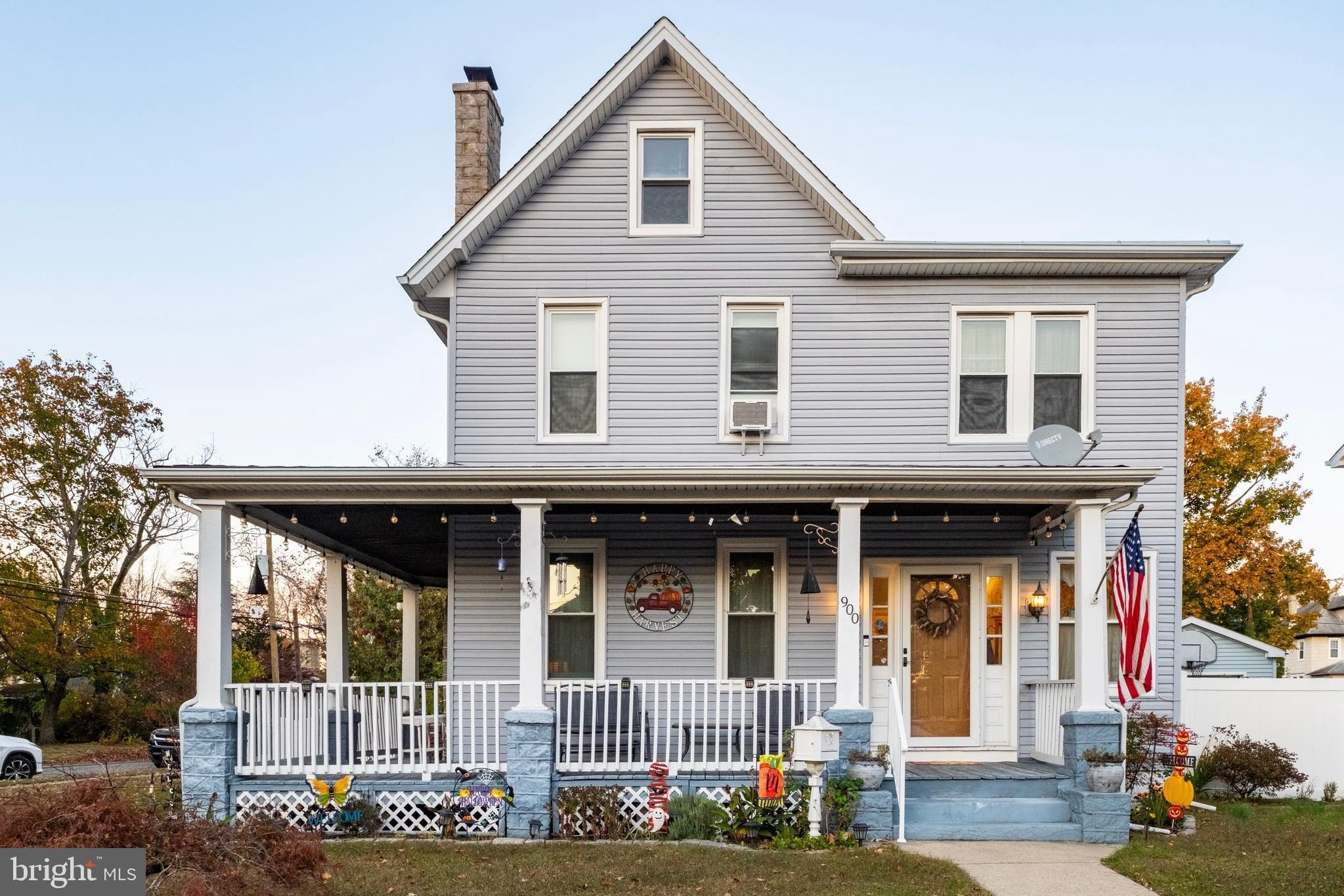 Currently Displayed Property Photo