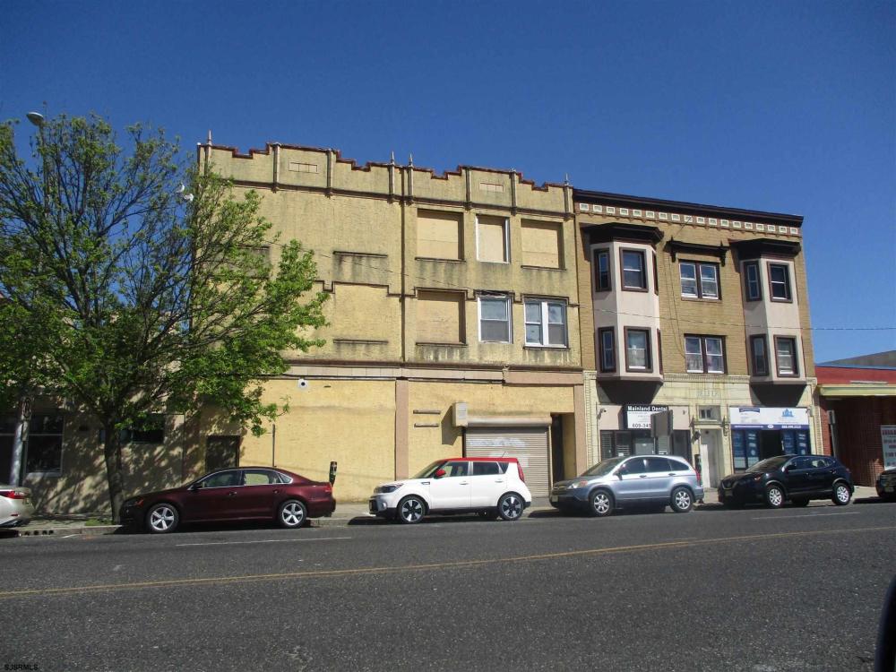 Currently Displayed Property Photo