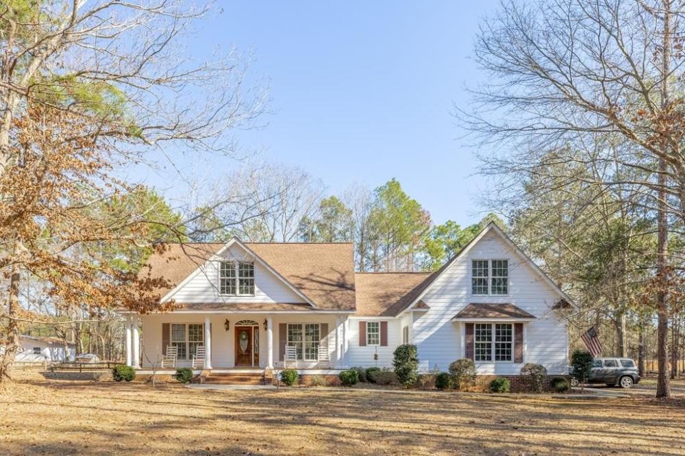 Currently Displayed Property Photo