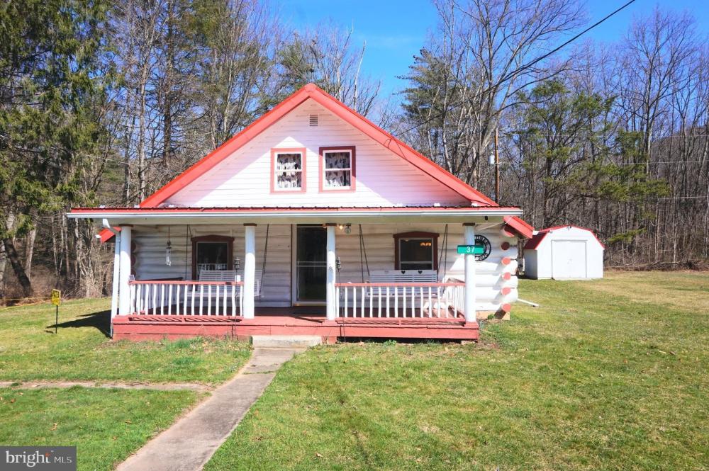 Currently Displayed Property Photo