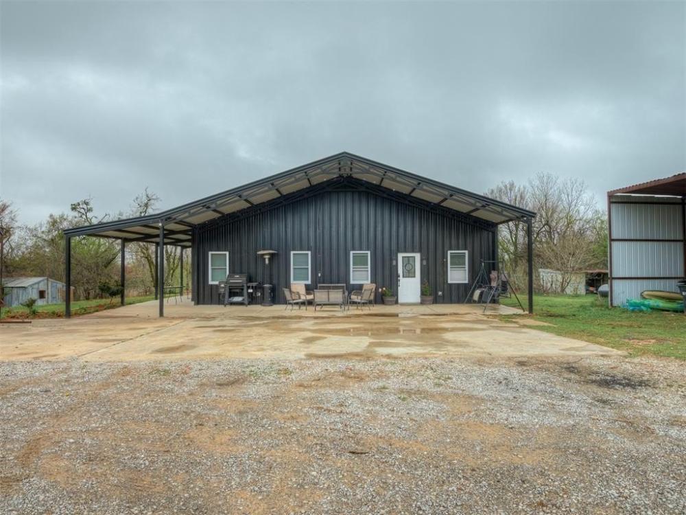 Currently Displayed Property Photo
