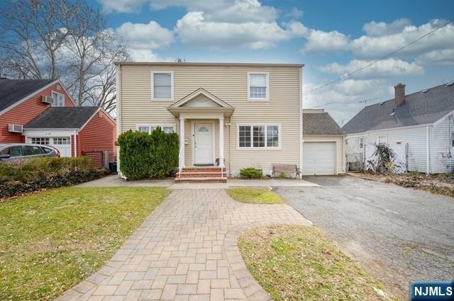 Currently Displayed Property Photo