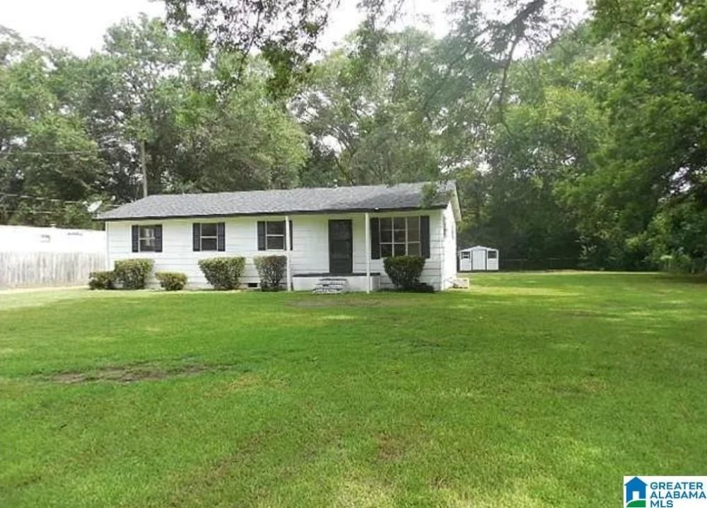 Currently Displayed Property Photo