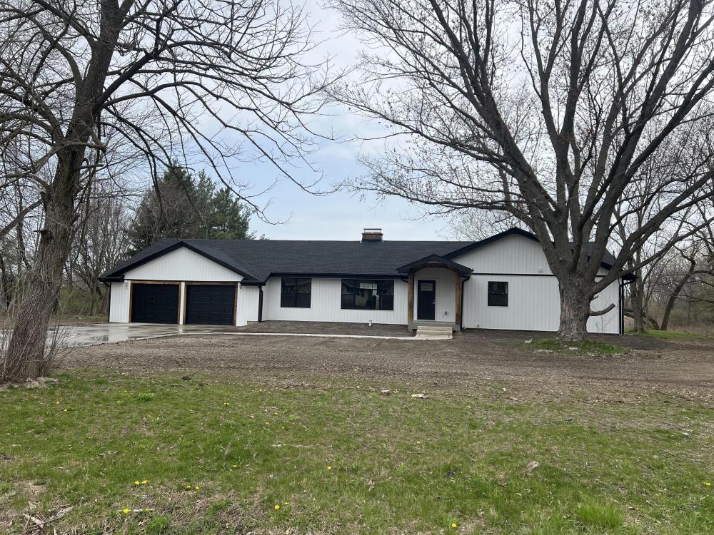 Currently Displayed Property Photo