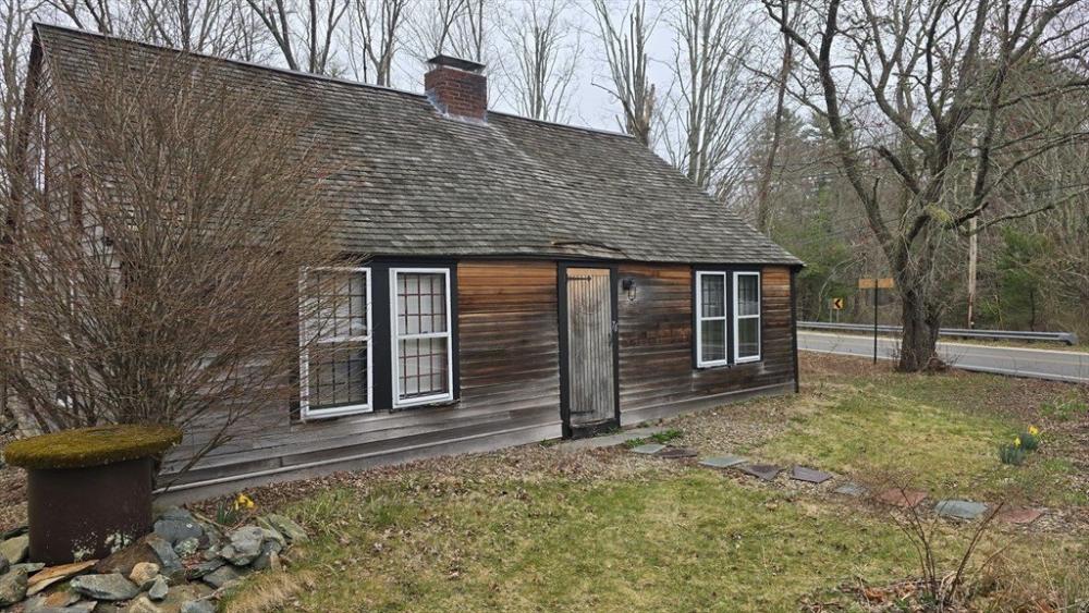 Currently Displayed Property Photo