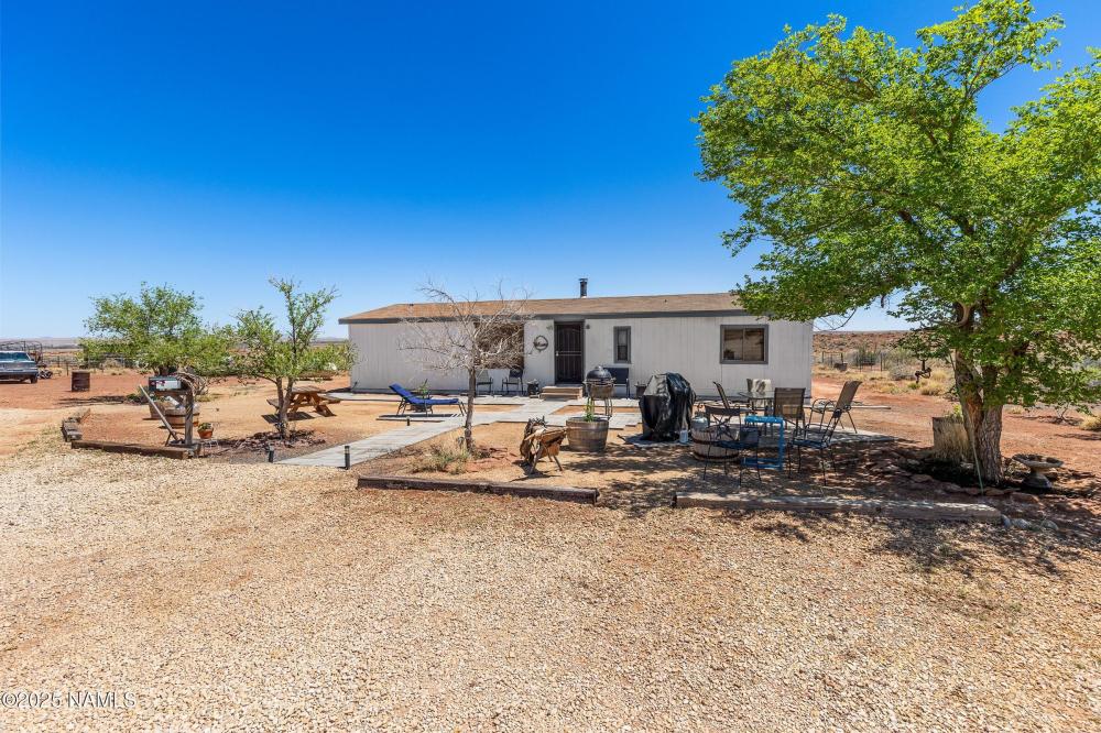 Currently Displayed Property Photo