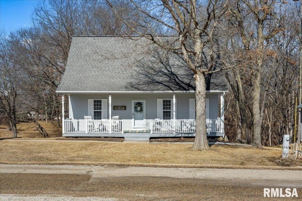 Currently Displayed Property Photo