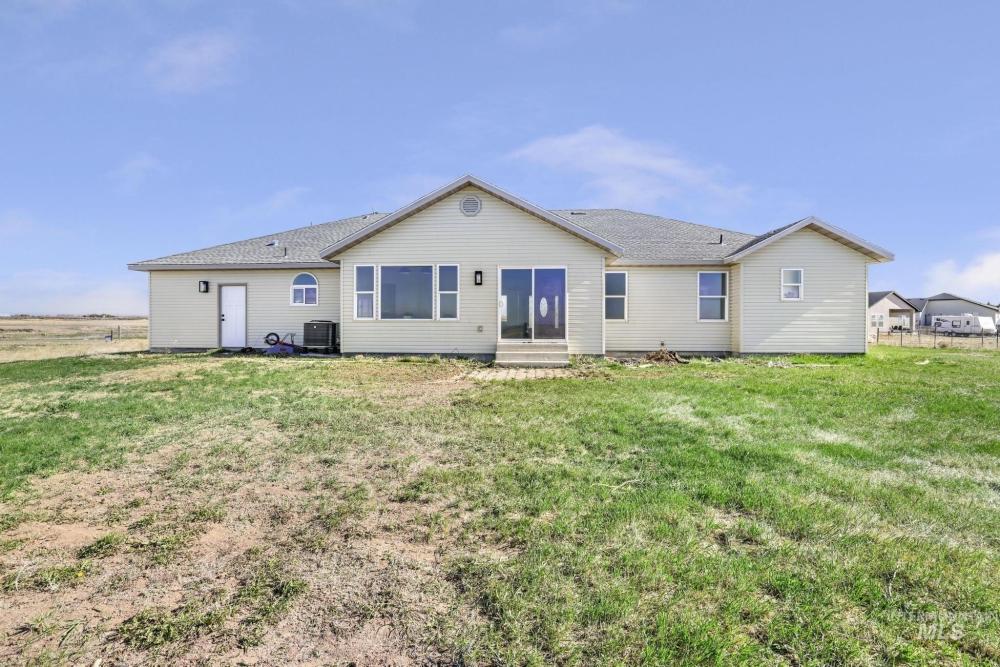Currently Displayed Property Photo