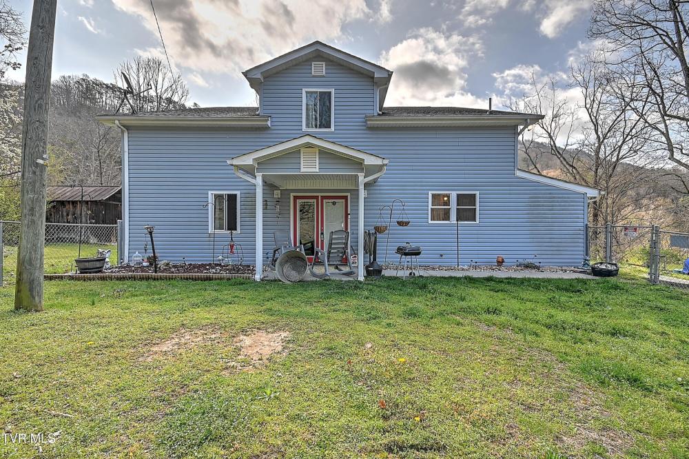Currently Displayed Property Photo