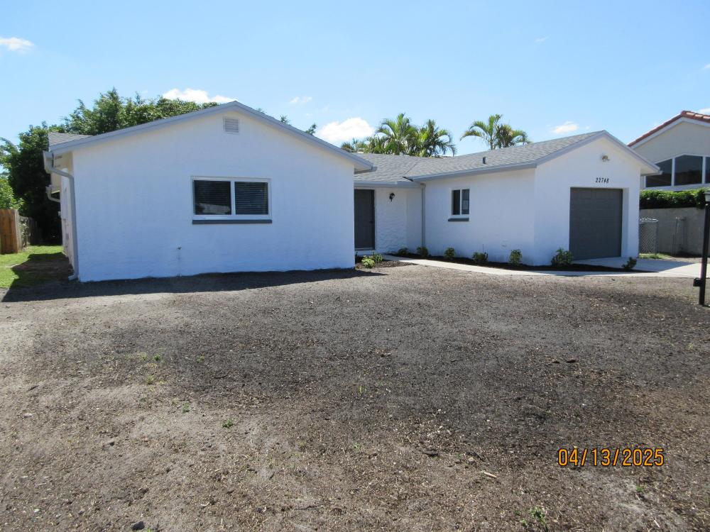 Currently Displayed Property Photo