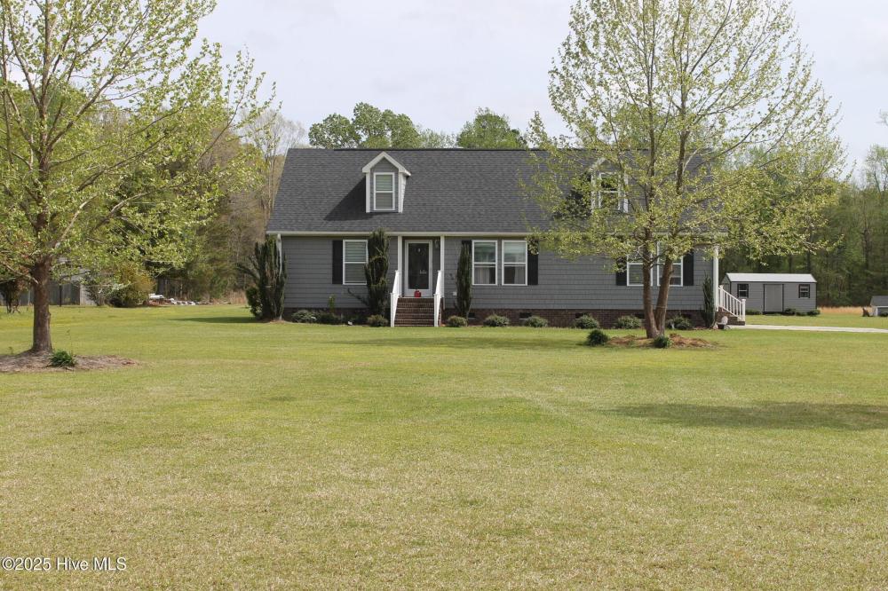 Currently Displayed Property Photo
