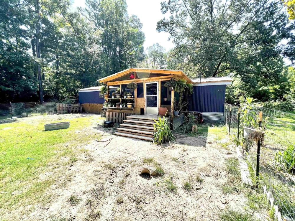 Currently Displayed Property Photo
