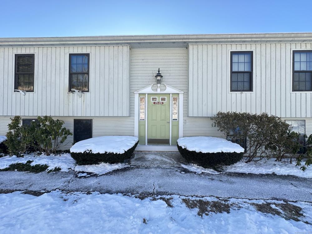 Currently Displayed Property Photo