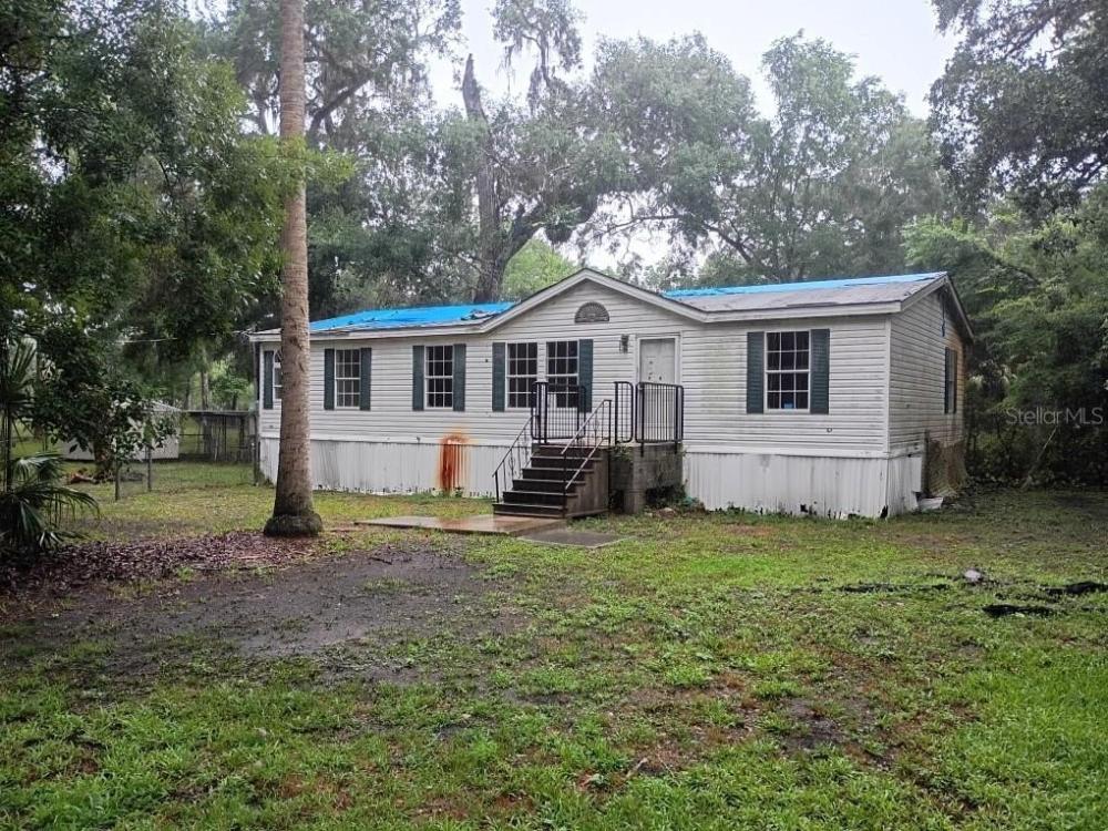Currently Displayed Property Photo
