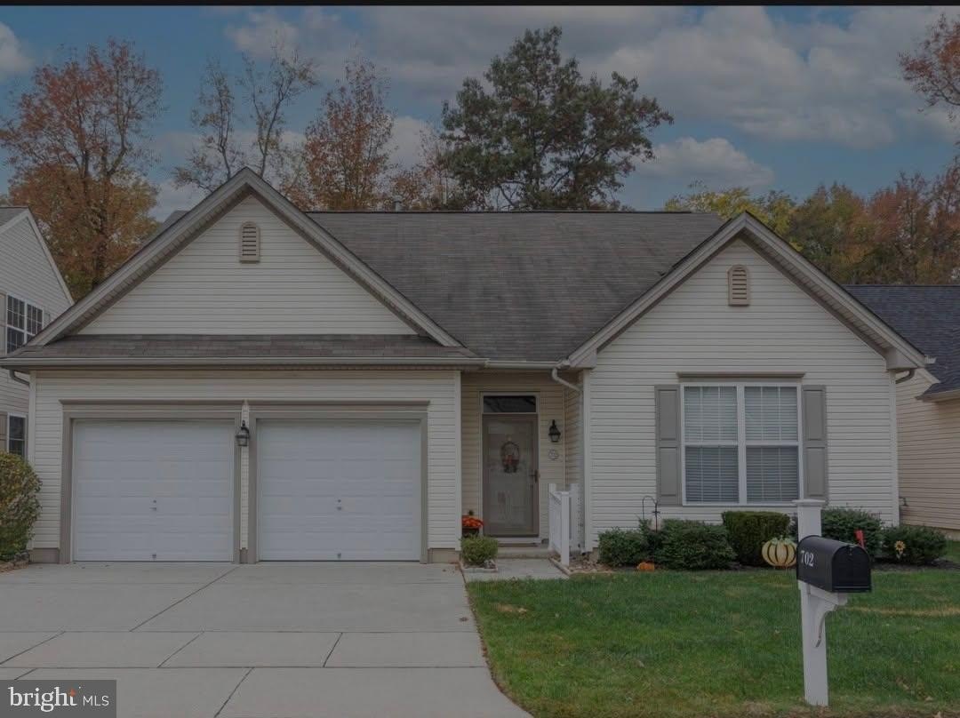 Currently Displayed Property Photo