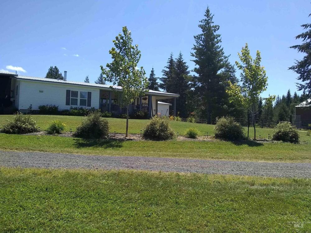 Currently Displayed Property Photo