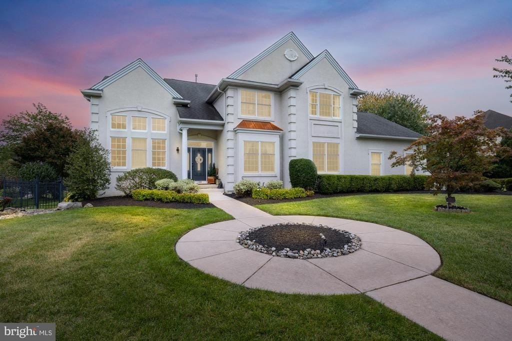 Currently Displayed Property Photo