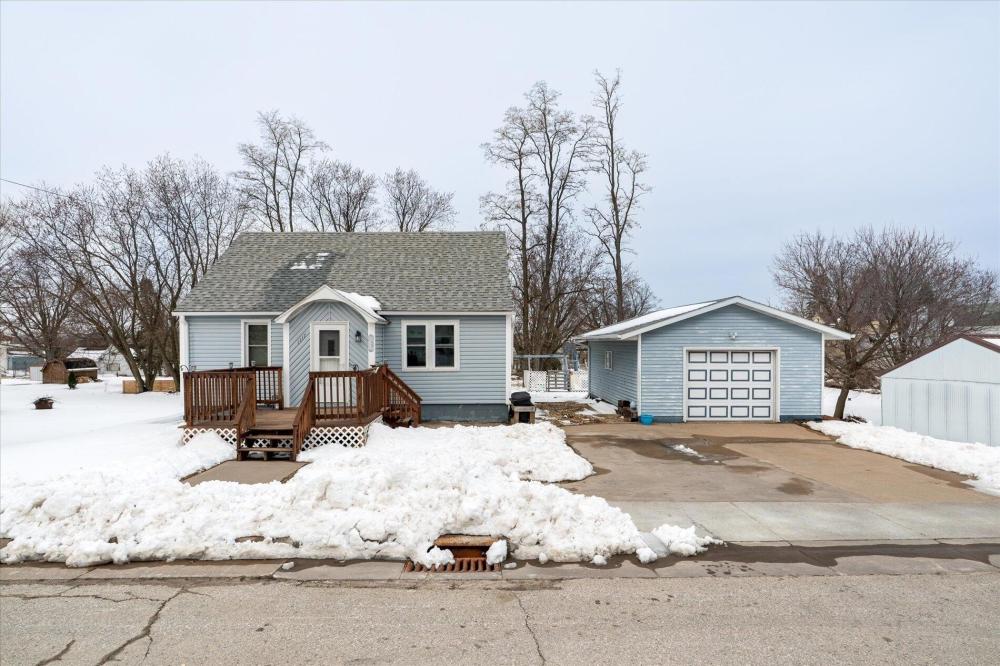 Currently Displayed Property Photo