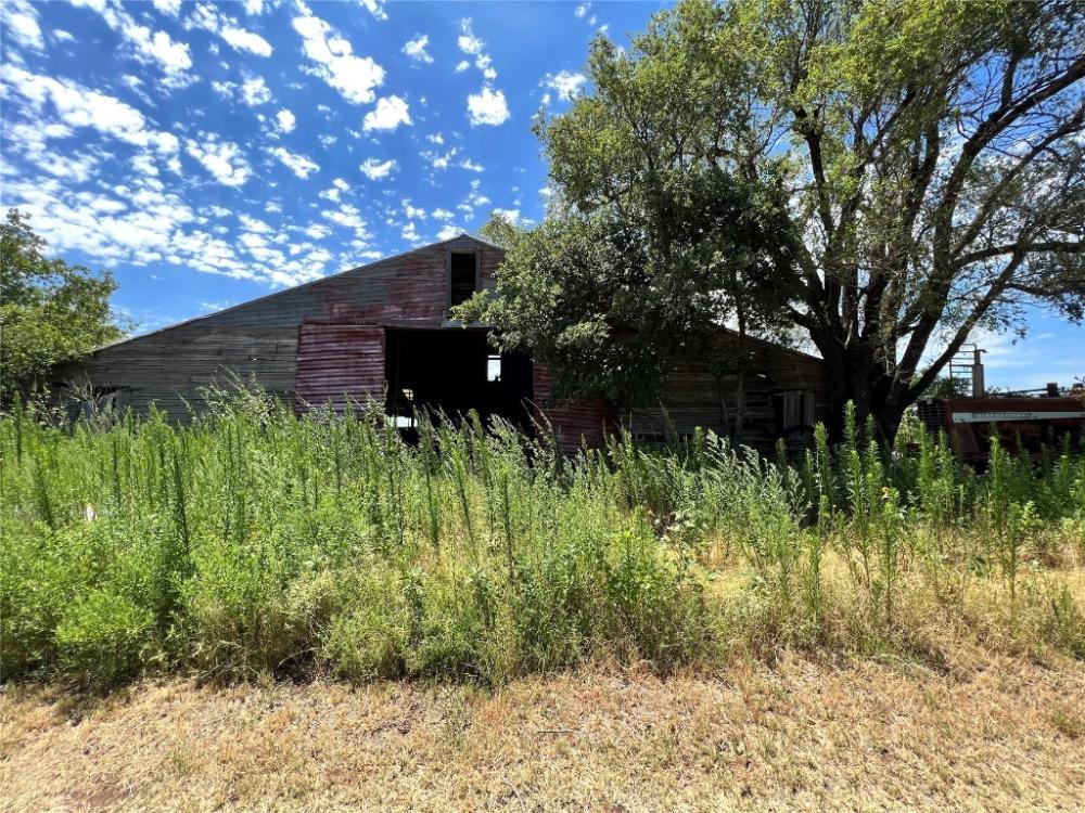 Currently Displayed Property Photo