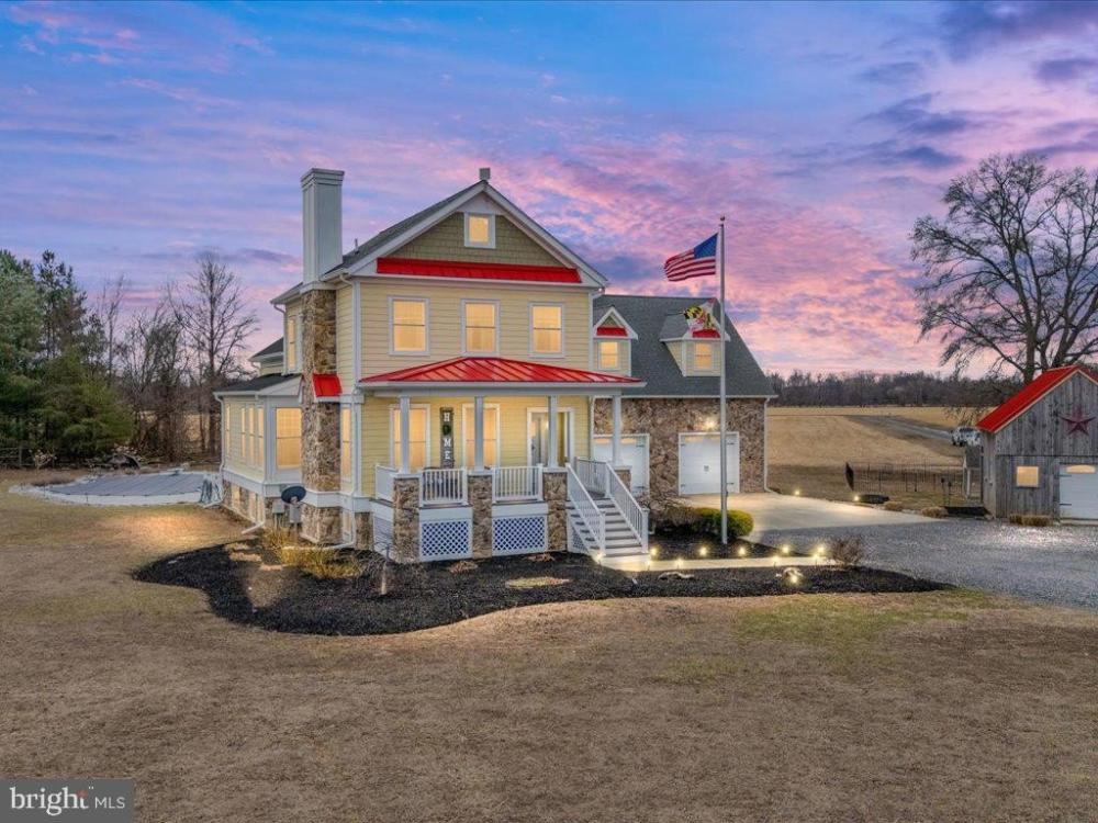 Currently Displayed Property Photo