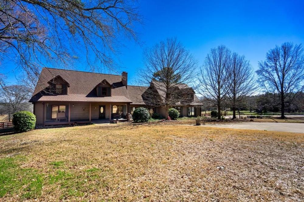 Currently Displayed Property Photo