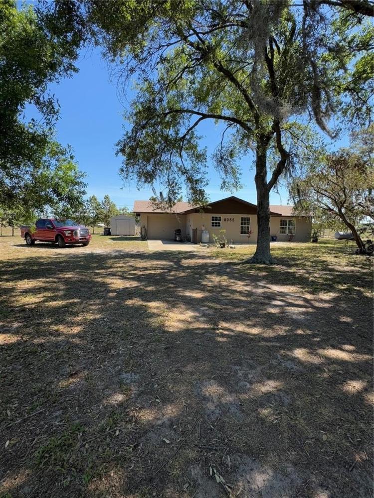 Currently Displayed Property Photo